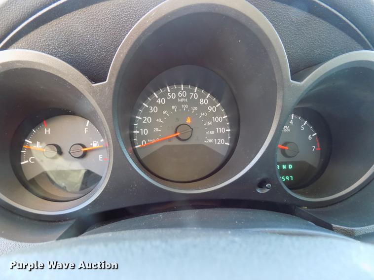 image for item DE0454 2010 Chrysler Sebring Touring