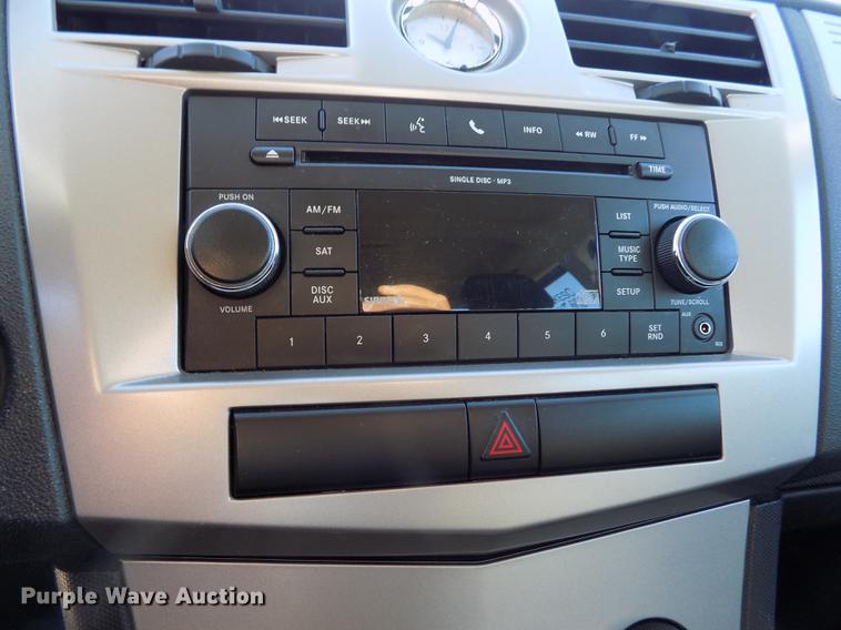 image for item DE0454 2010 Chrysler Sebring Touring