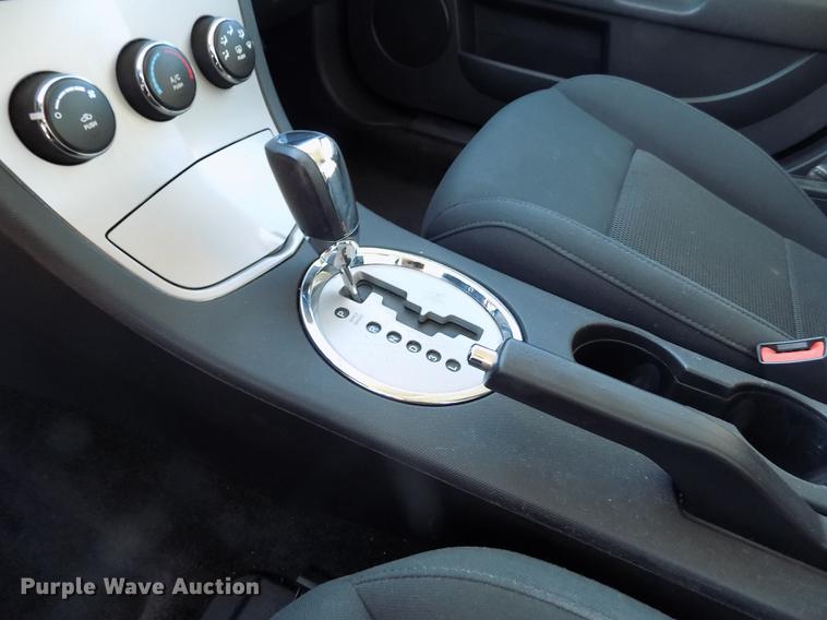 image for item DE0454 2010 Chrysler Sebring Touring