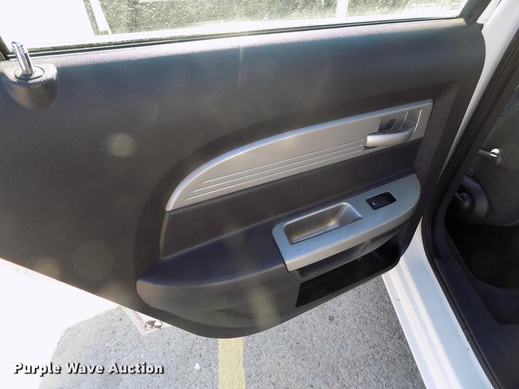 image for item DE0454 2010 Chrysler Sebring Touring