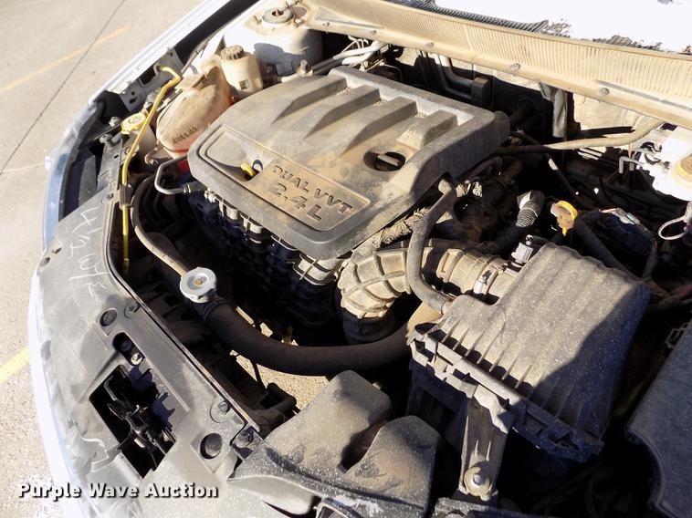 image for item DE0454 2010 Chrysler Sebring Touring