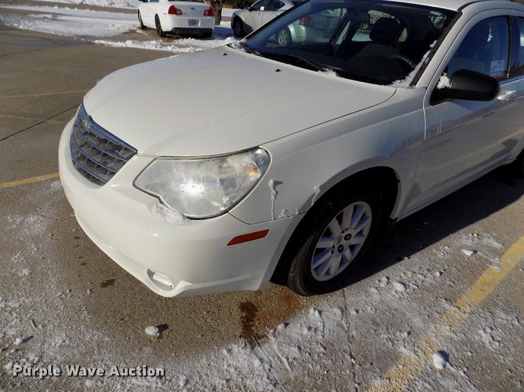 image for item DE0454 2010 Chrysler Sebring Touring