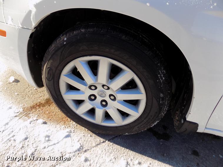 image for item DE0454 2010 Chrysler Sebring Touring