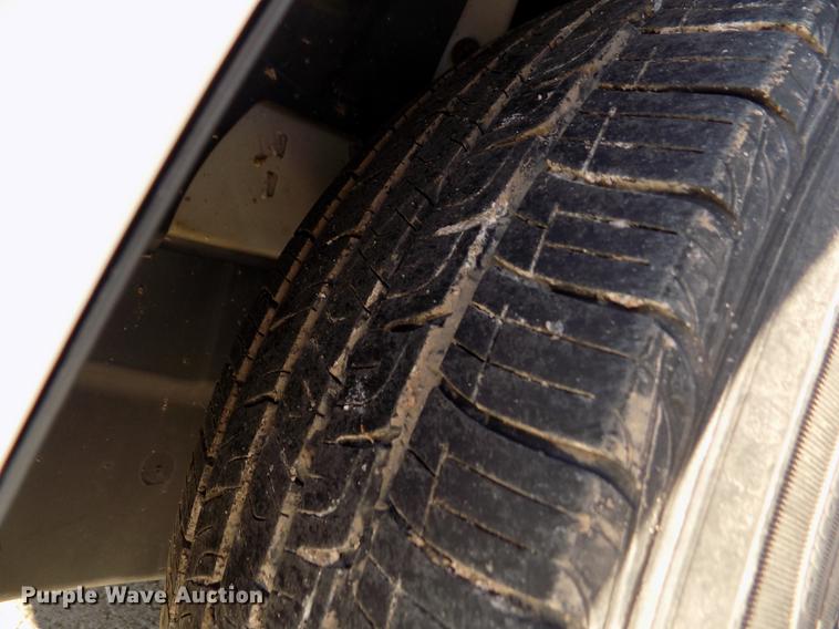 image for item DE0454 2010 Chrysler Sebring Touring