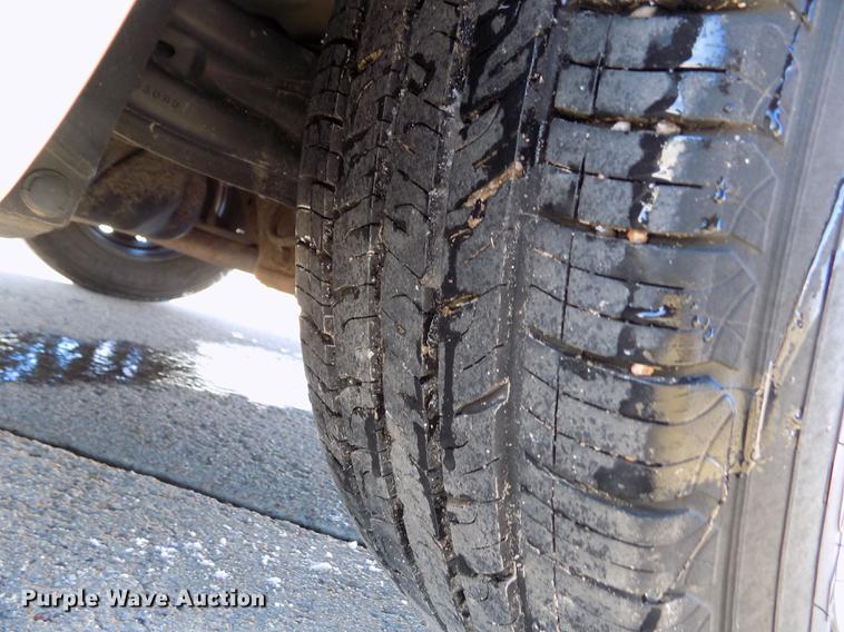 image for item DE0454 2010 Chrysler Sebring Touring