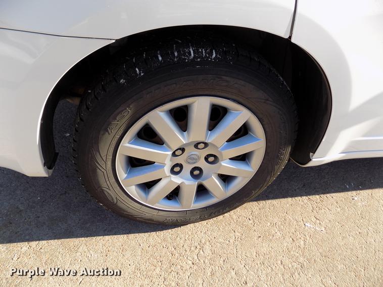 image for item DE0454 2010 Chrysler Sebring Touring