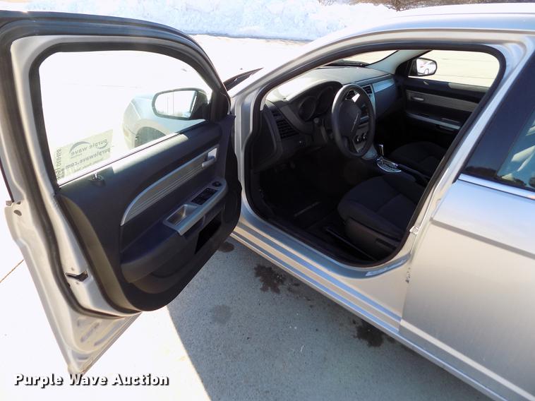 image for item DE0456 2010 Chrysler Sebring Touring