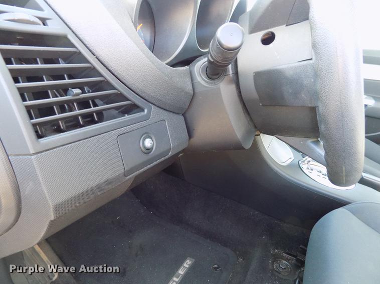 image for item DE0456 2010 Chrysler Sebring Touring