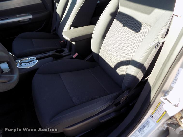 image for item DE0456 2010 Chrysler Sebring Touring