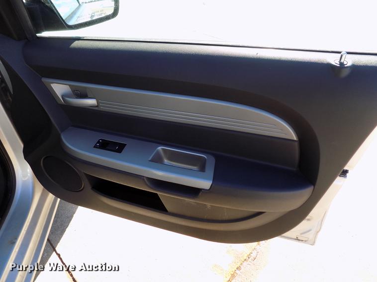 image for item DE0456 2010 Chrysler Sebring Touring