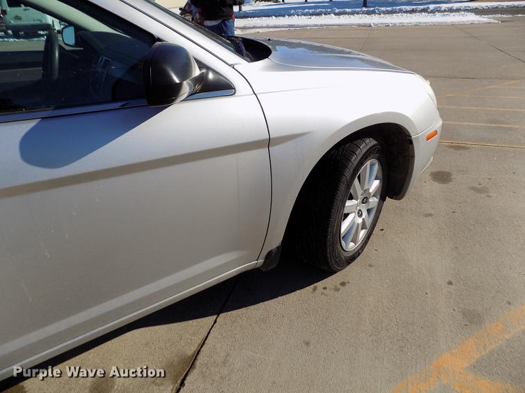 image for item DE0456 2010 Chrysler Sebring Touring