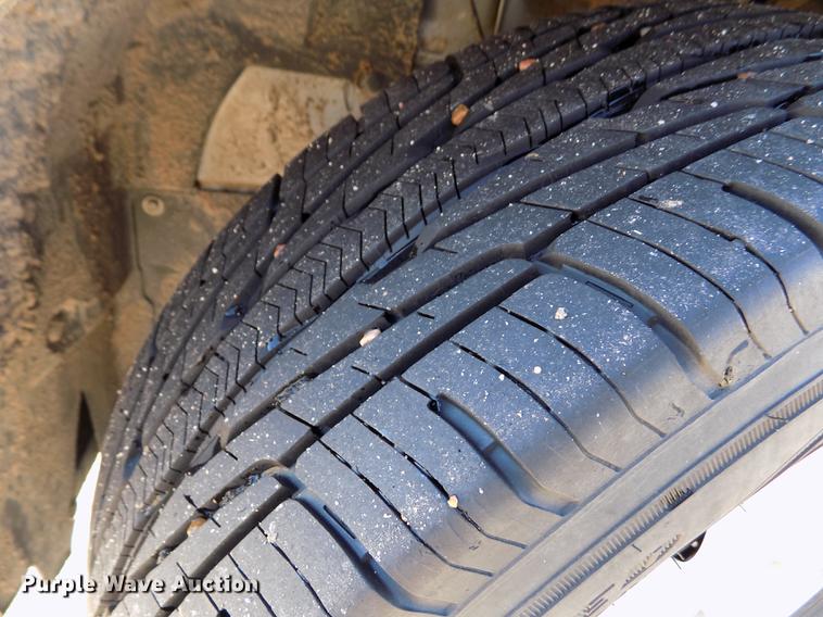 image for item DE0456 2010 Chrysler Sebring Touring