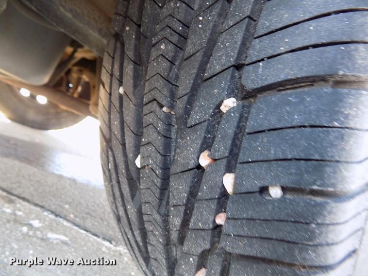 image for item DE0456 2010 Chrysler Sebring Touring