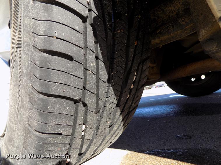 image for item DE0456 2010 Chrysler Sebring Touring