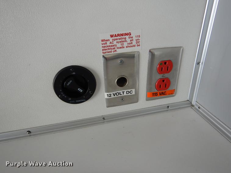 image for item DE5977 2006 Ford E450 Super Duty ambulance