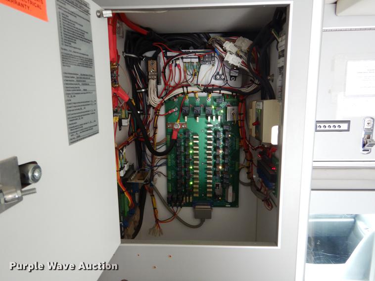 image for item DE5977 2006 Ford E450 Super Duty ambulance