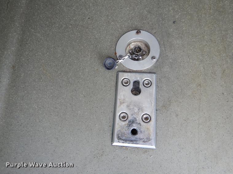 image for item DE5977 2006 Ford E450 Super Duty ambulance