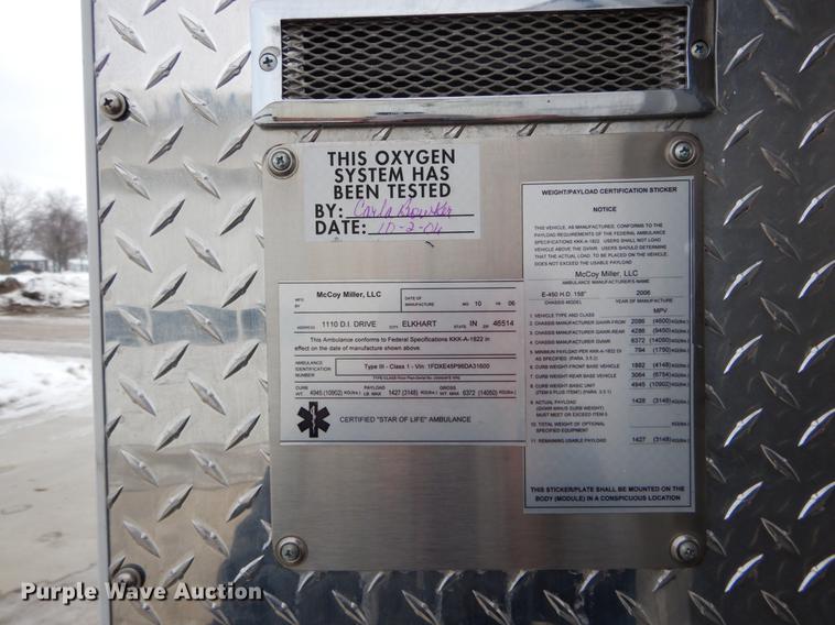 image for item DE5977 2006 Ford E450 Super Duty ambulance