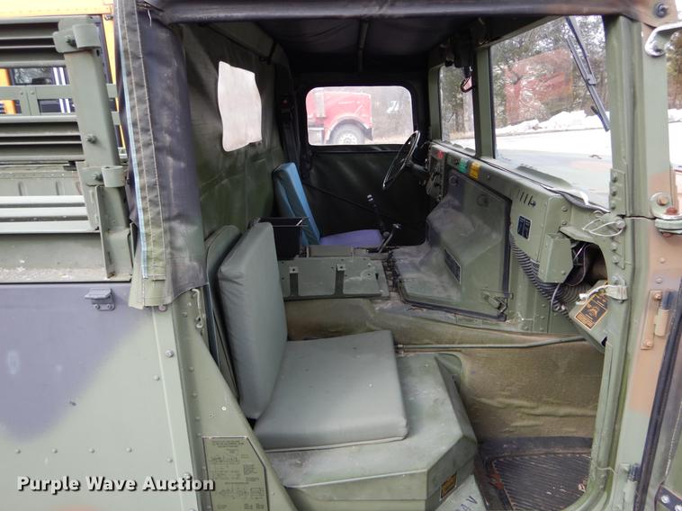 image for item DE5979 1981 Am General flatbed truck