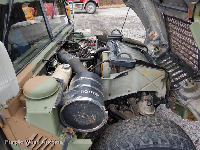 image for item DE5979 1981 Am General flatbed truck