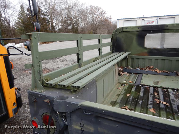 image for item DE5979 1981 Am General flatbed truck