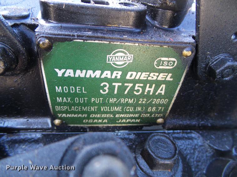 image for item DF2835 Yanmar YM226D tractor