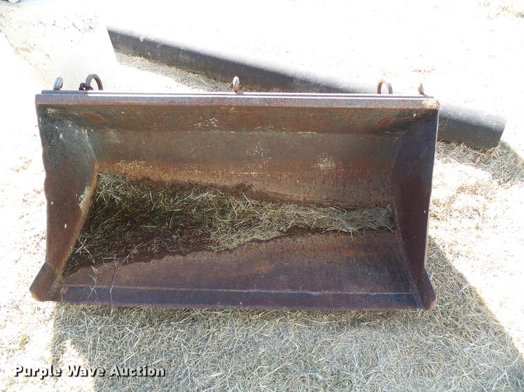 image for item DF2835 Yanmar YM226D tractor