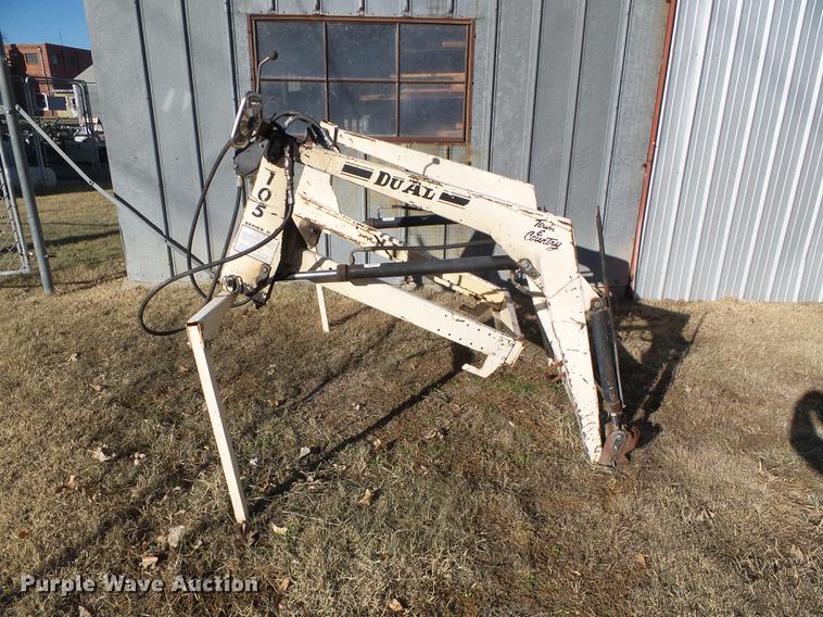 image for item DF2835 Yanmar YM226D tractor