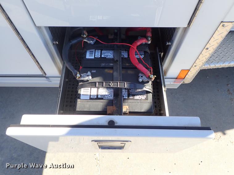 image for item DF8706 2007 Ford E450 ambulance