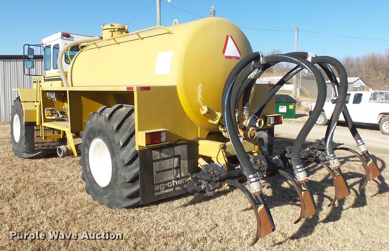 image for item DG2835 2004 Ag Gator waste applicator