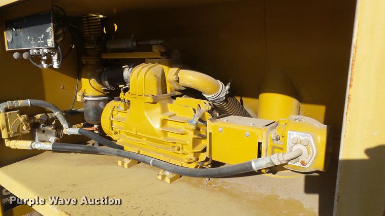 image for item DG2835 2004 Ag Gator waste applicator