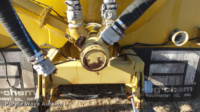 image for item DG2835 2004 Ag Gator waste applicator