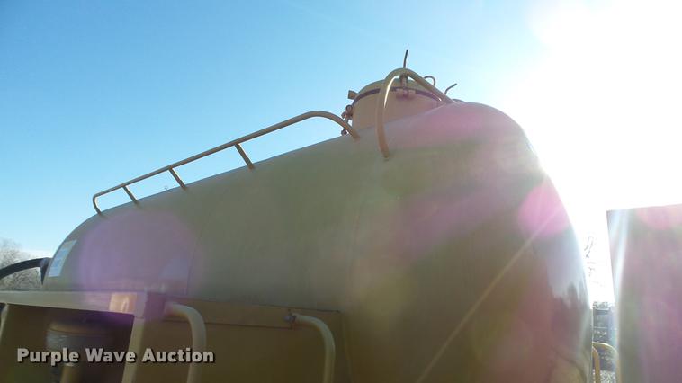 image for item DG2835 2004 Ag Gator waste applicator