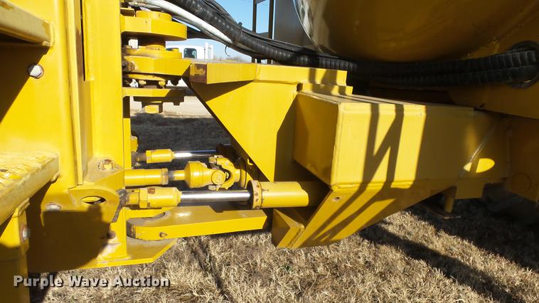 image for item DG2835 2004 Ag Gator waste applicator
