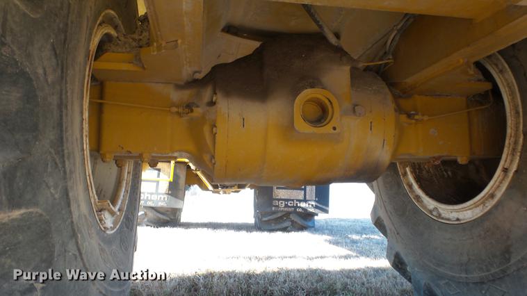 image for item DG2835 2004 Ag Gator waste applicator