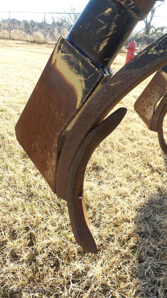 image for item DG2835 2004 Ag Gator waste applicator