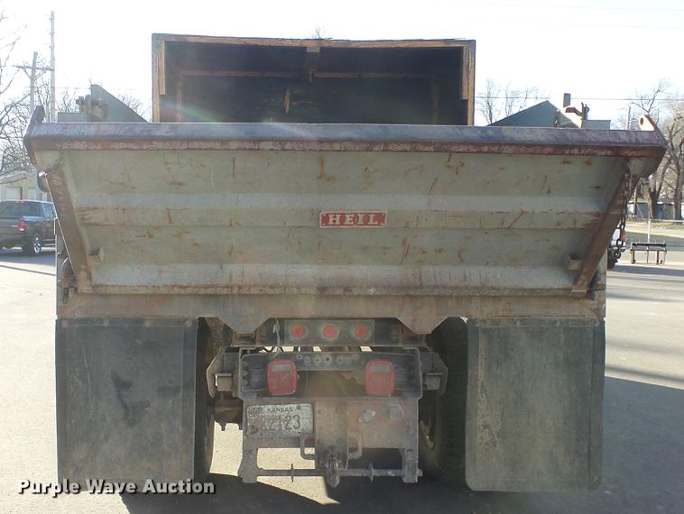 image for item DG2836 1993 Ford F600 dump truck