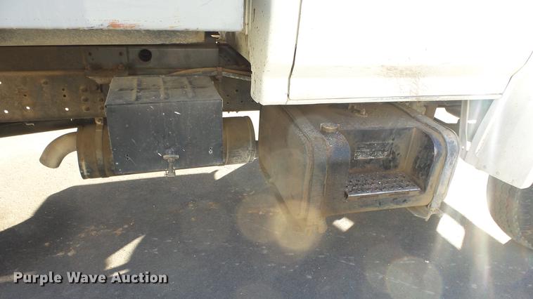 image for item DG2836 1993 Ford F600 dump truck