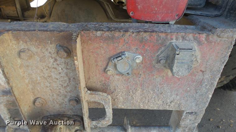 image for item DG2836 1993 Ford F600 dump truck