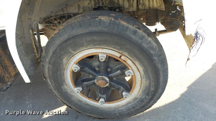 image for item DG2837 1991 Ford F700 dump truck