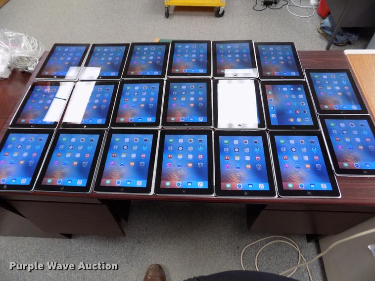 image for item DY9078 (20) iPad 2