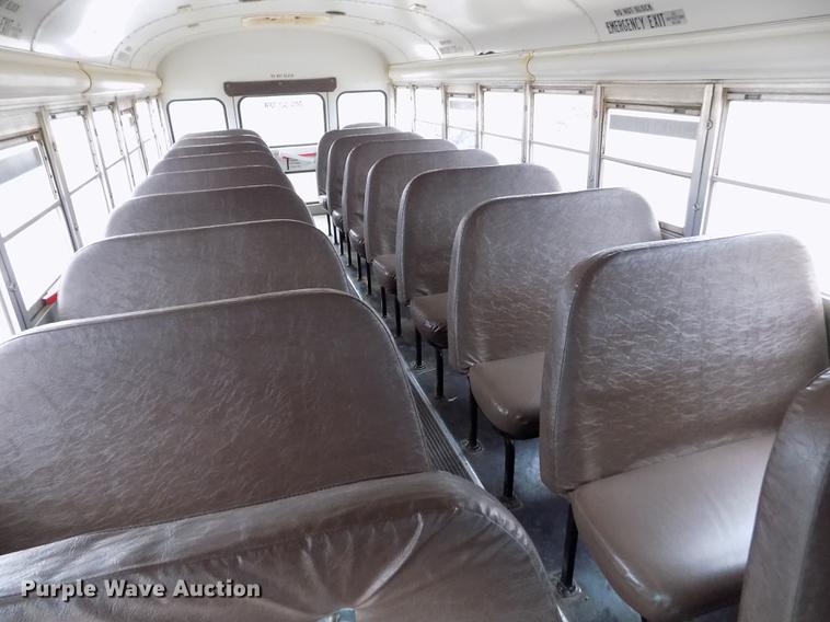 image for item DY9208 2004 International 3800 school bus