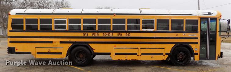 image for item DY9209 2000 Blue Bird TC2000 school bus