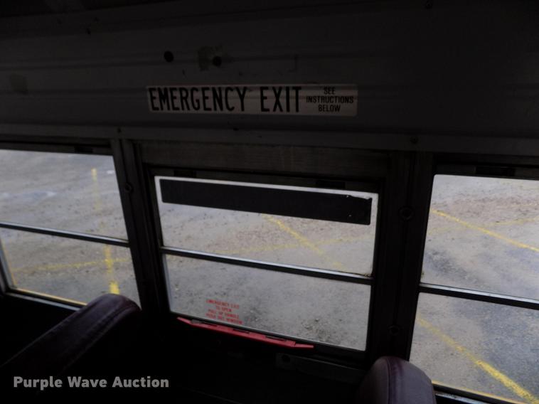 image for item DY9209 2000 Blue Bird TC2000 school bus