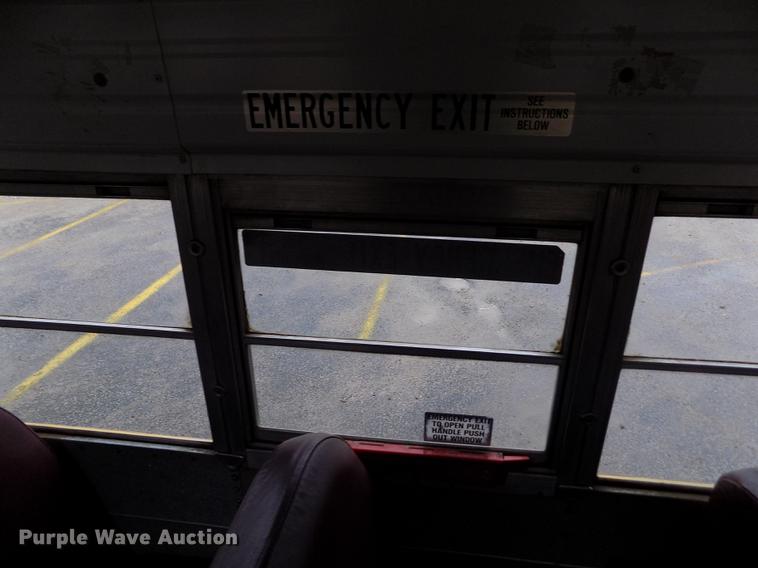 image for item DY9209 2000 Blue Bird TC2000 school bus