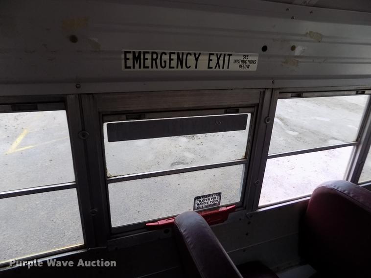 image for item DY9209 2000 Blue Bird TC2000 school bus