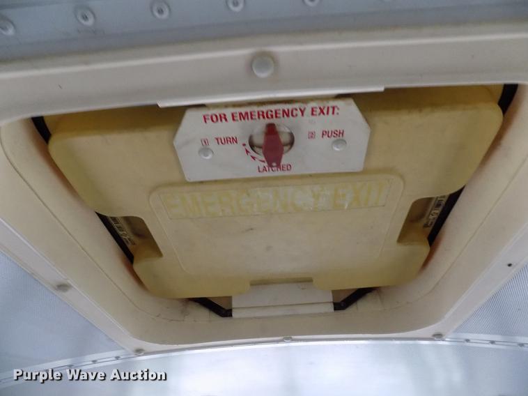 image for item DY9209 2000 Blue Bird TC2000 school bus