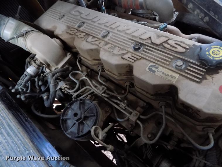 image for item DY9209 2000 Blue Bird TC2000 school bus