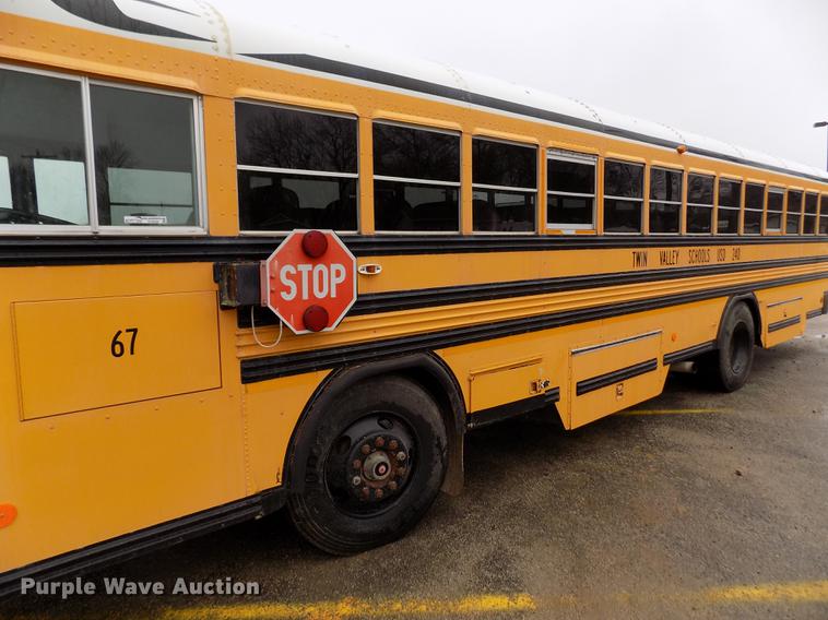 image for item DY9209 2000 Blue Bird TC2000 school bus