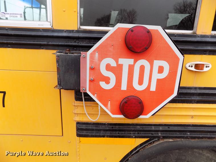 image for item DY9209 2000 Blue Bird TC2000 school bus